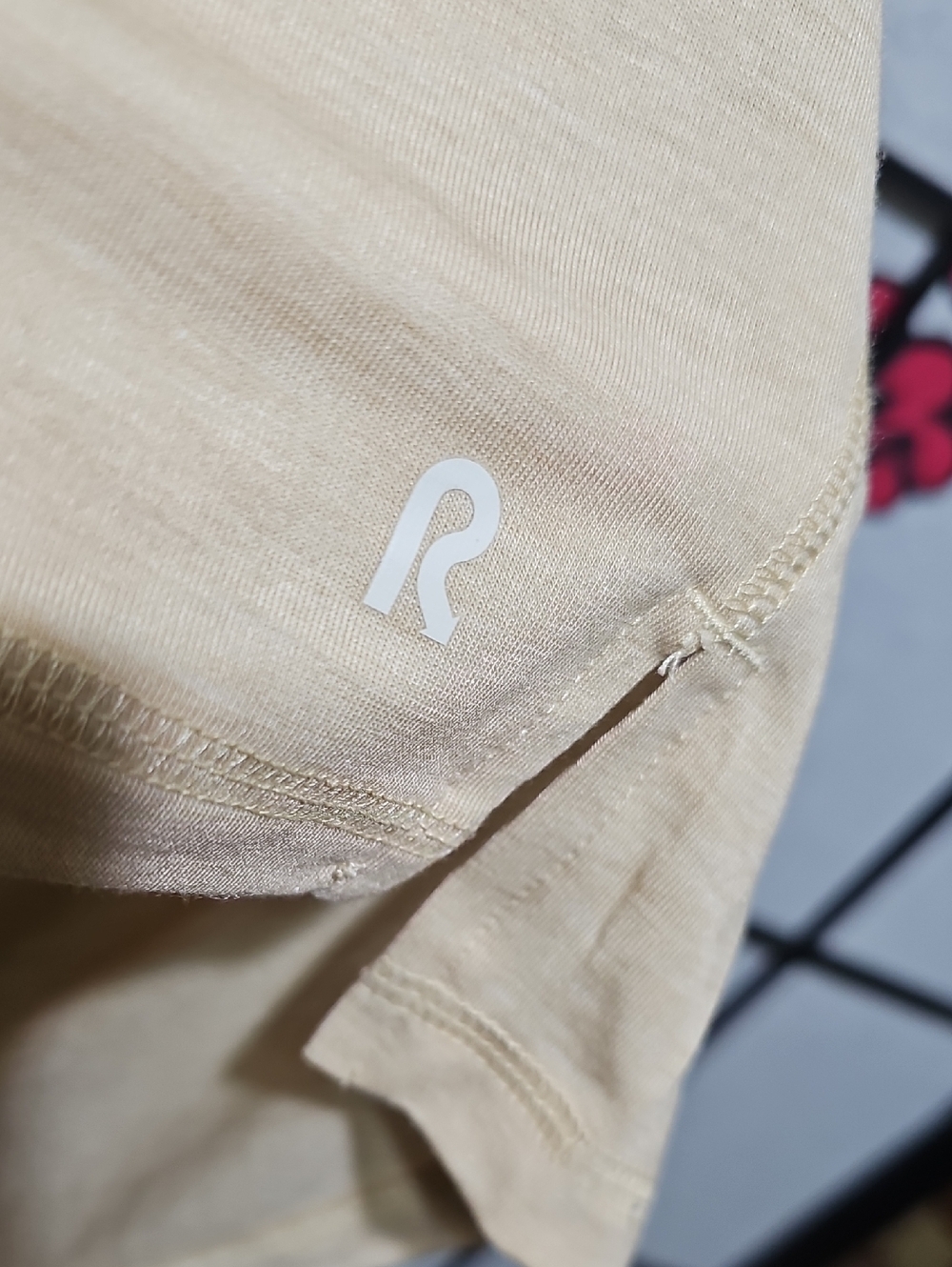 Right Of Way Beige Long-Sleeve Crewneck Shirt Size Medium New - Picture 5 of 7
